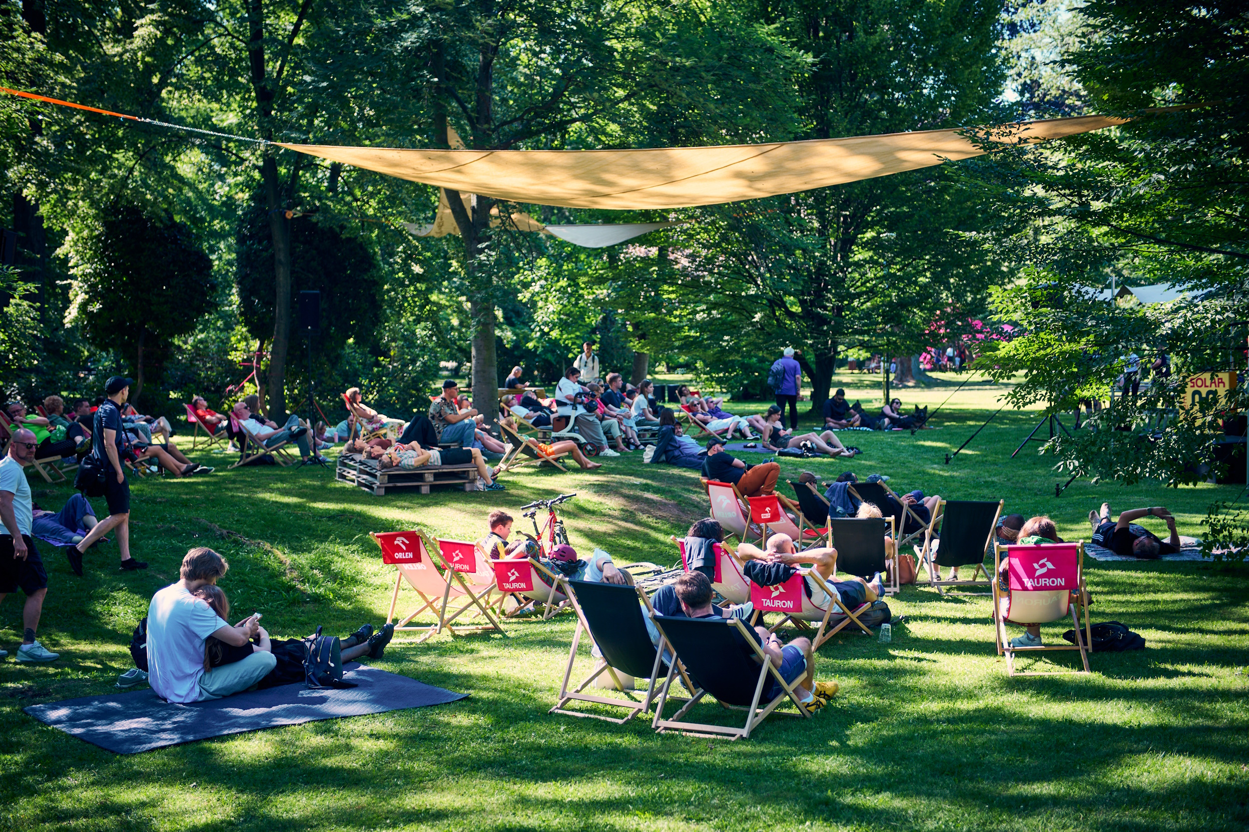 Fot. M. Buksa/UM w Gliwicach Publiczność przez Sceną Solar w parku Chopina