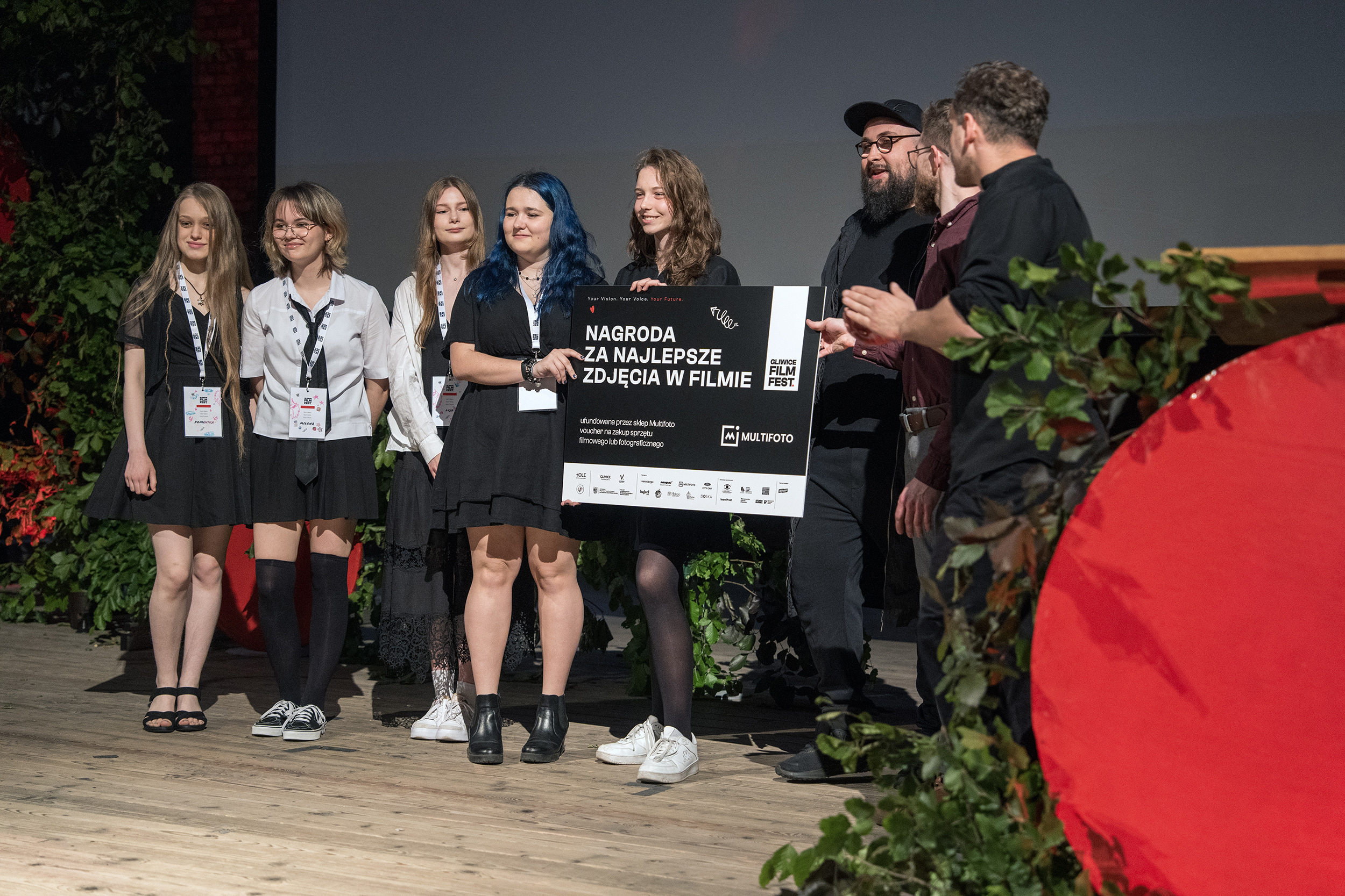 fot. G. Ożga/ UM w Gliwicach Laureaci konkursu Gliwice Film Fest 2025na scenie