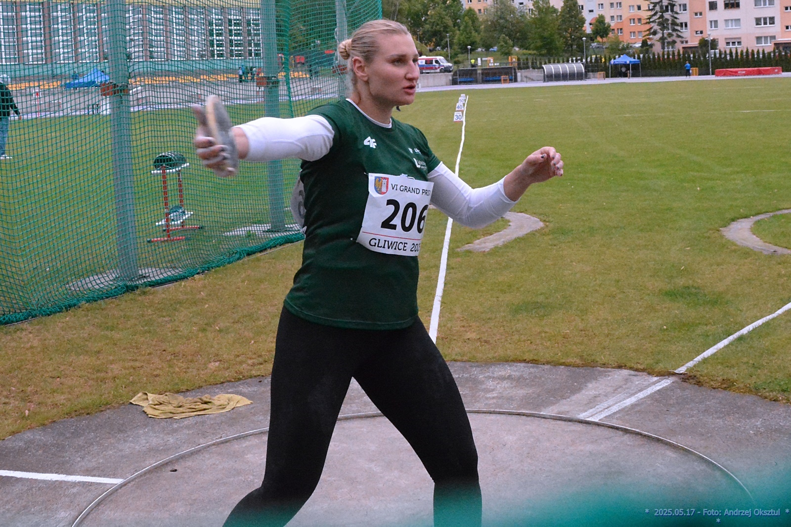 Fot. A. Oksztul/ piast.gliwice.pl Daria Zabawska rzucająca dyskiem