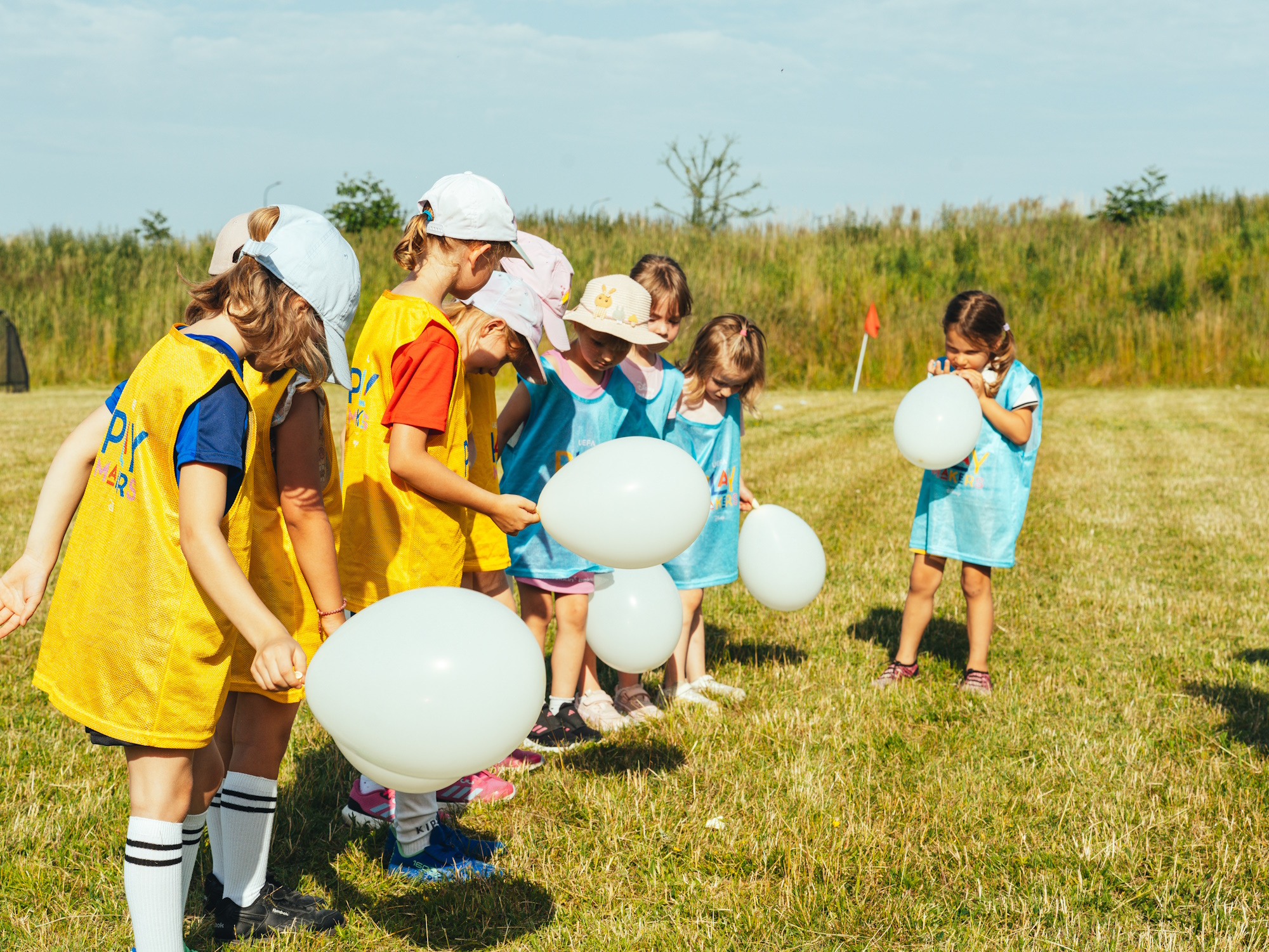 Fot. Mosquidron/UM Gliwice dzieci z balonami