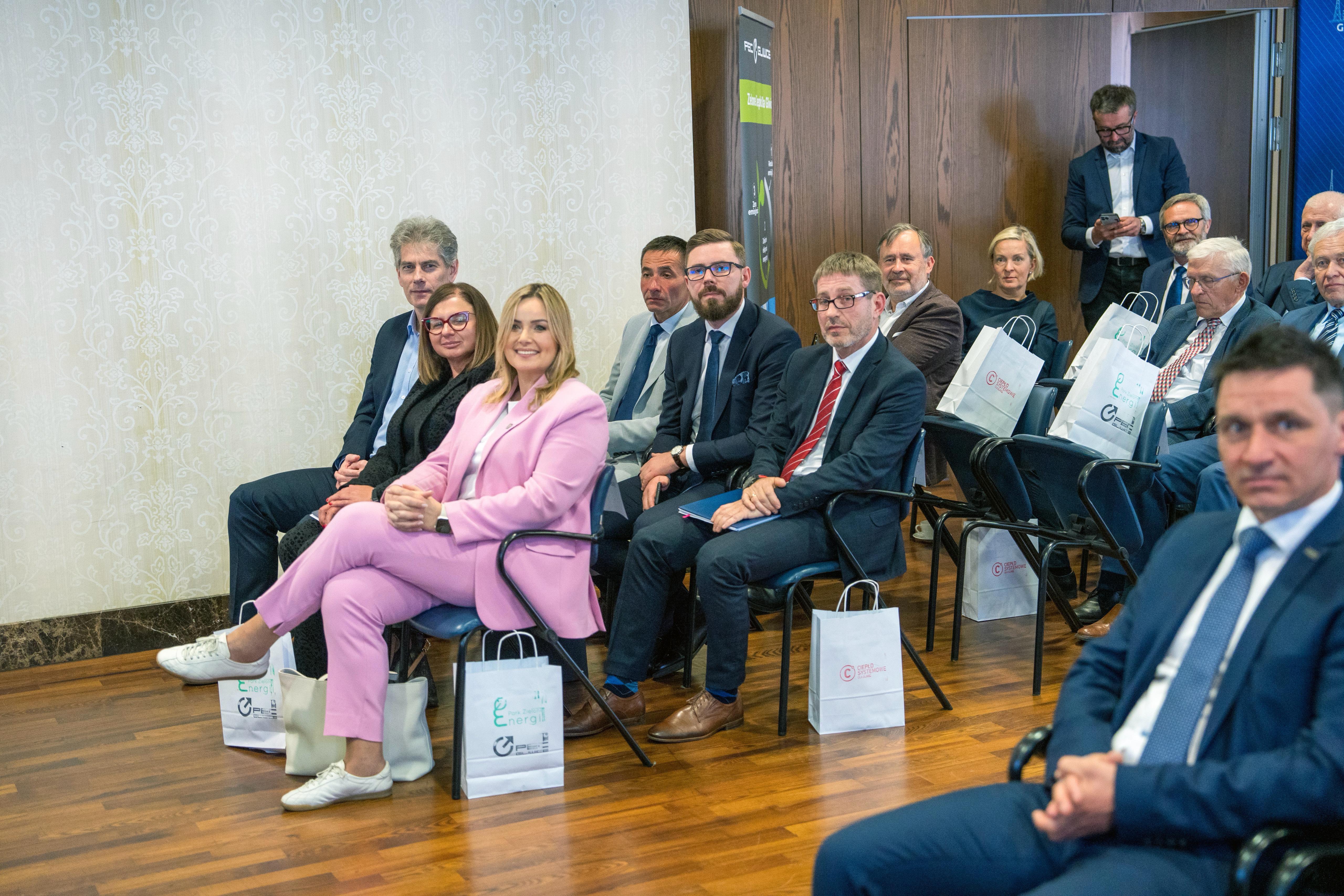 fot. G. Ożga/UM w Gliwicach kobiety i mężczyźni