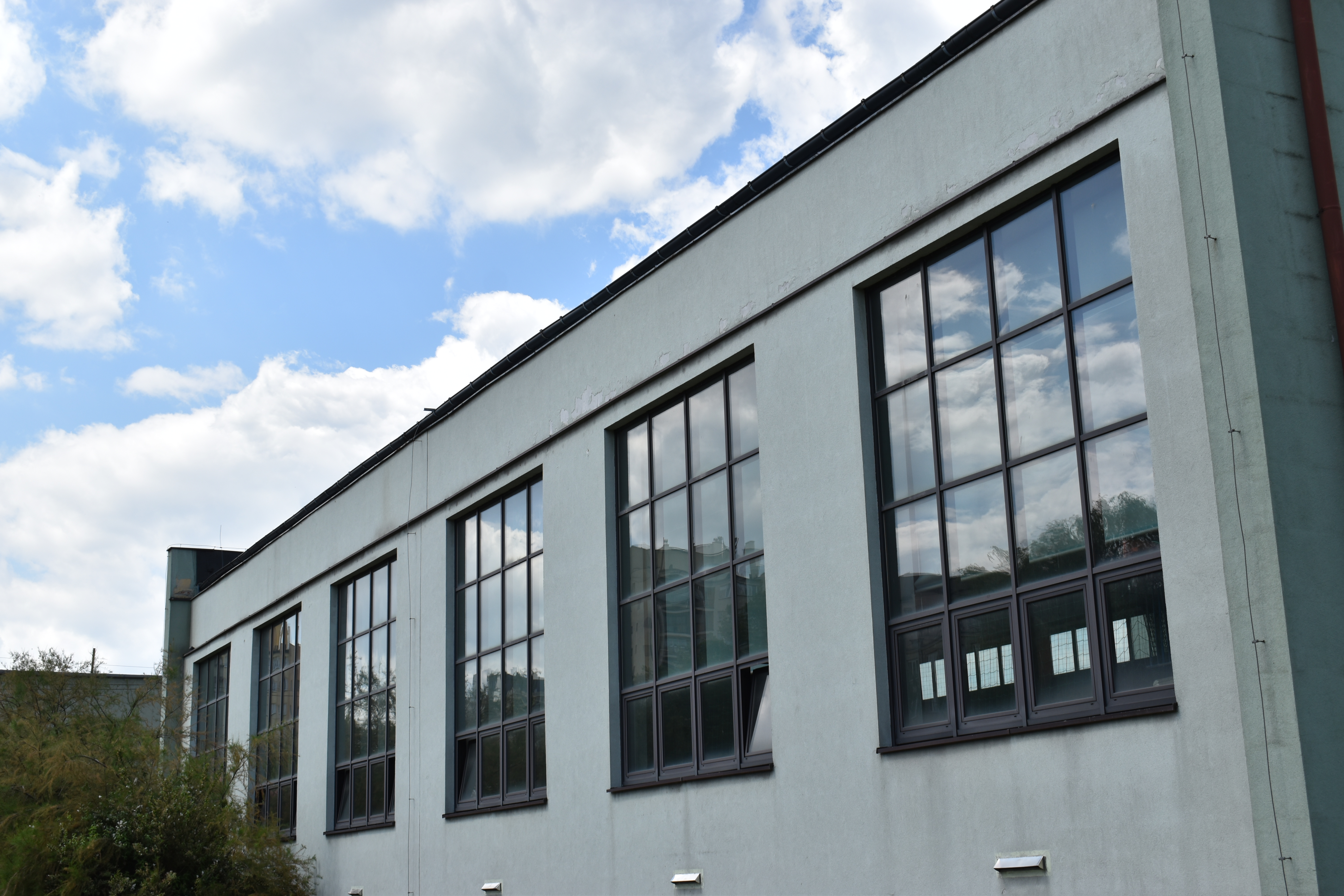 źródło: ZSO nr 5 Sala gimnastyczna przy ZSO nr 5