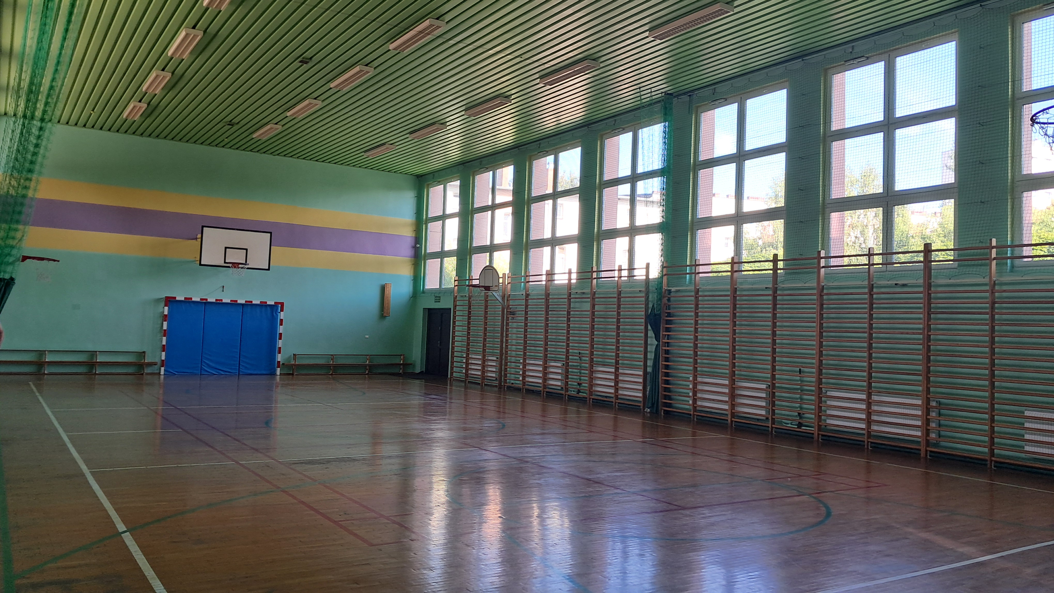 Sala gimnastyczna przy SP nr 21