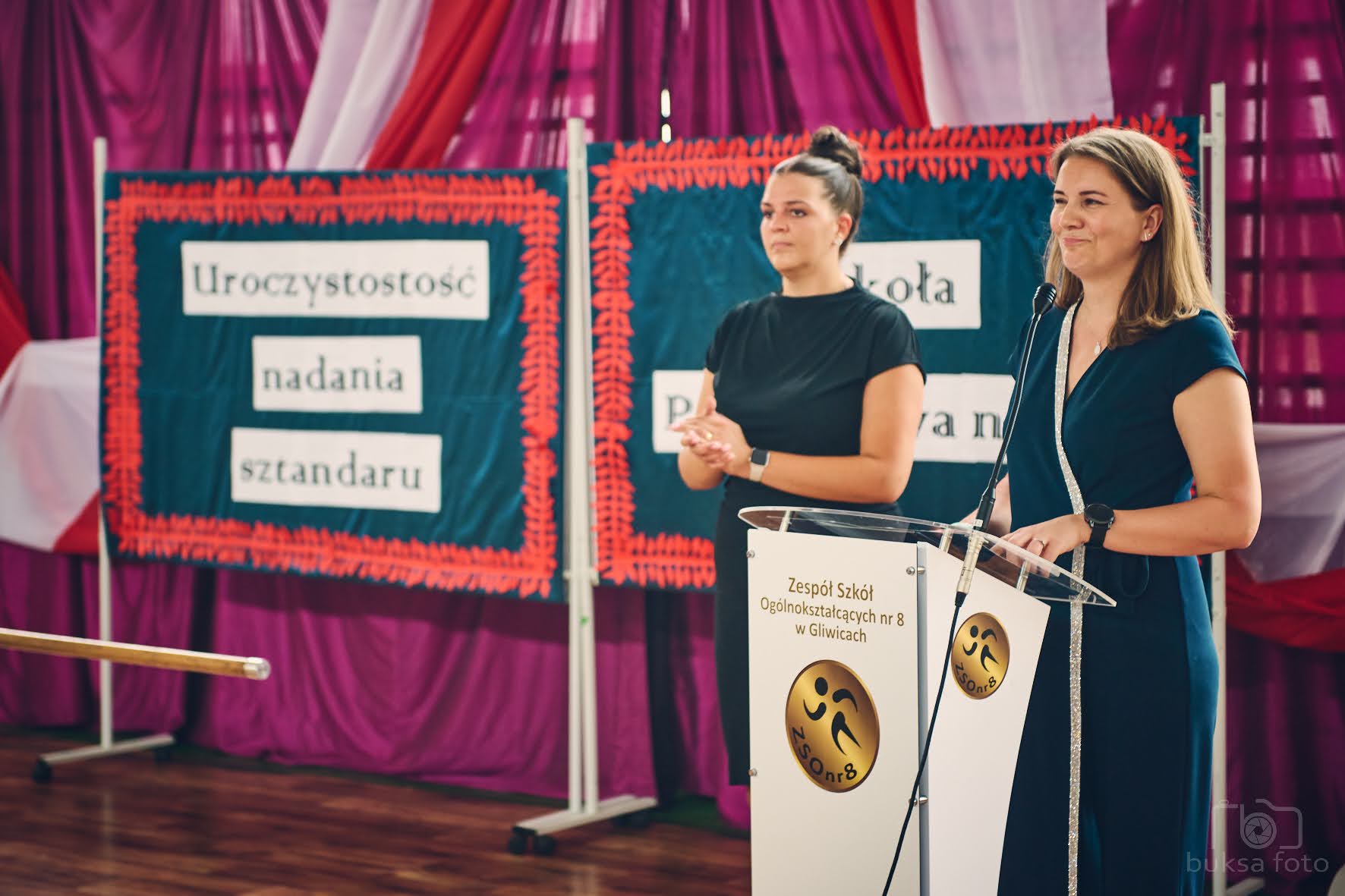 Uroczystość nadania sztandaru i zakończenie roku szkolnego w SP19 w ZSO8 w Gliwicach Uroczystość nadania sztandaru i zakończenie roku szkolnego w SP19 w ZSO8 w Gliwicach