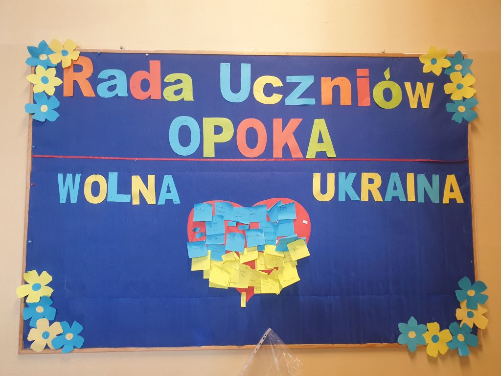 Pochód dla wolnej Ukrainy - SP 11 w Gliwicach