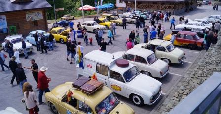 Wystawa samochodów marki Syrena
