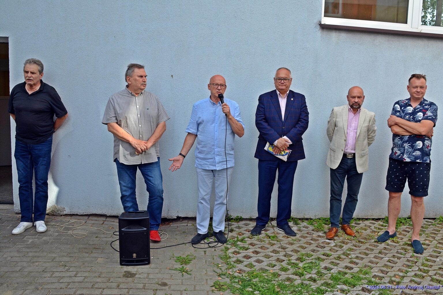 Władze sekcji szermierczej Piasta z wiceprezydentem Gliwic, Jarosławem Ziębą