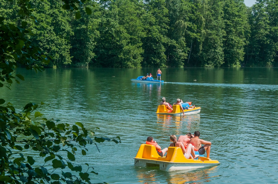 jezioro Czechowice i rowery wodne