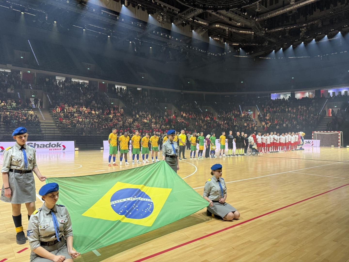 Prezentacja drużyn przed meczem Polska – Brazylia