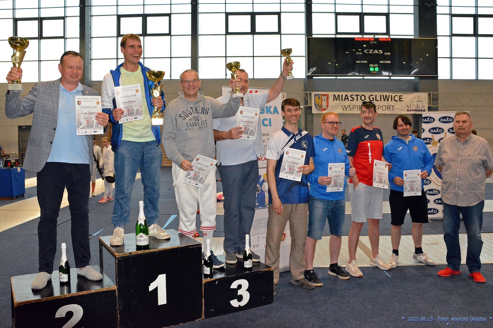 Fot. piast.gliwice.pl zawodnicy na podium