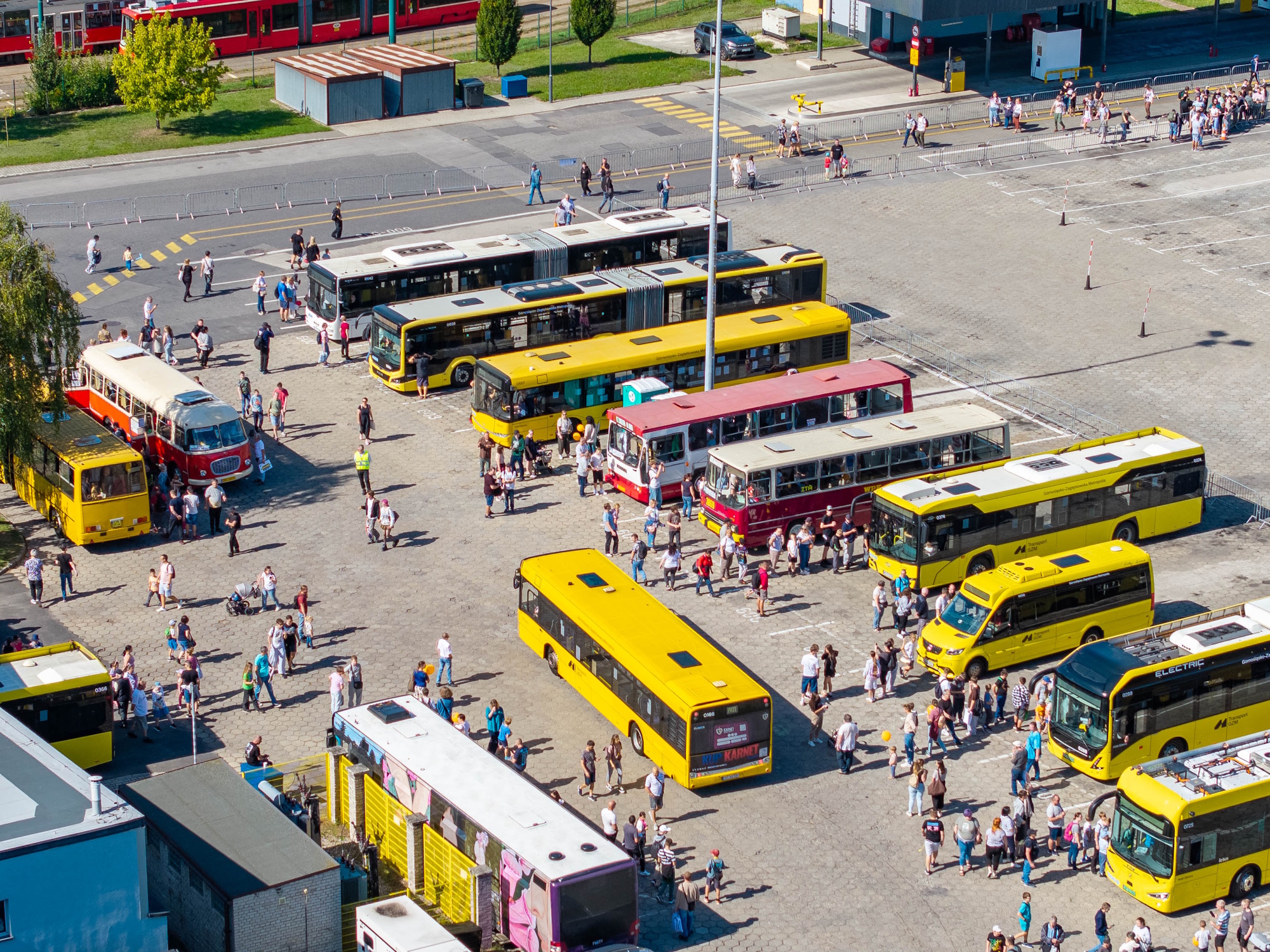 W sobotę zajezdnia PKM Gliwice przy ul. Chorzowskiej zamieniła się w miejsce rodzinnej zabawy