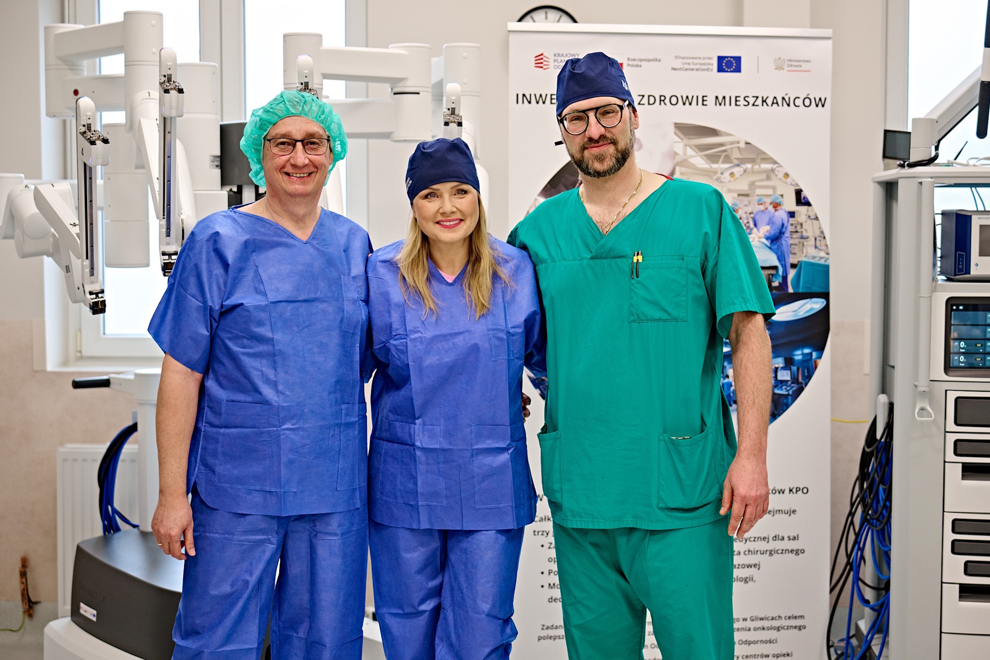 Szpital Miejski uruchomił dziś symbolicznie i zaprezentował system, dzięki któremu oficjalnie wchodzi do grona ośrodków oferujących najbardziej zaawansowaną chirurgię małoinwazyjną, dostępną dotąd głównie w największych klinikach w kraju