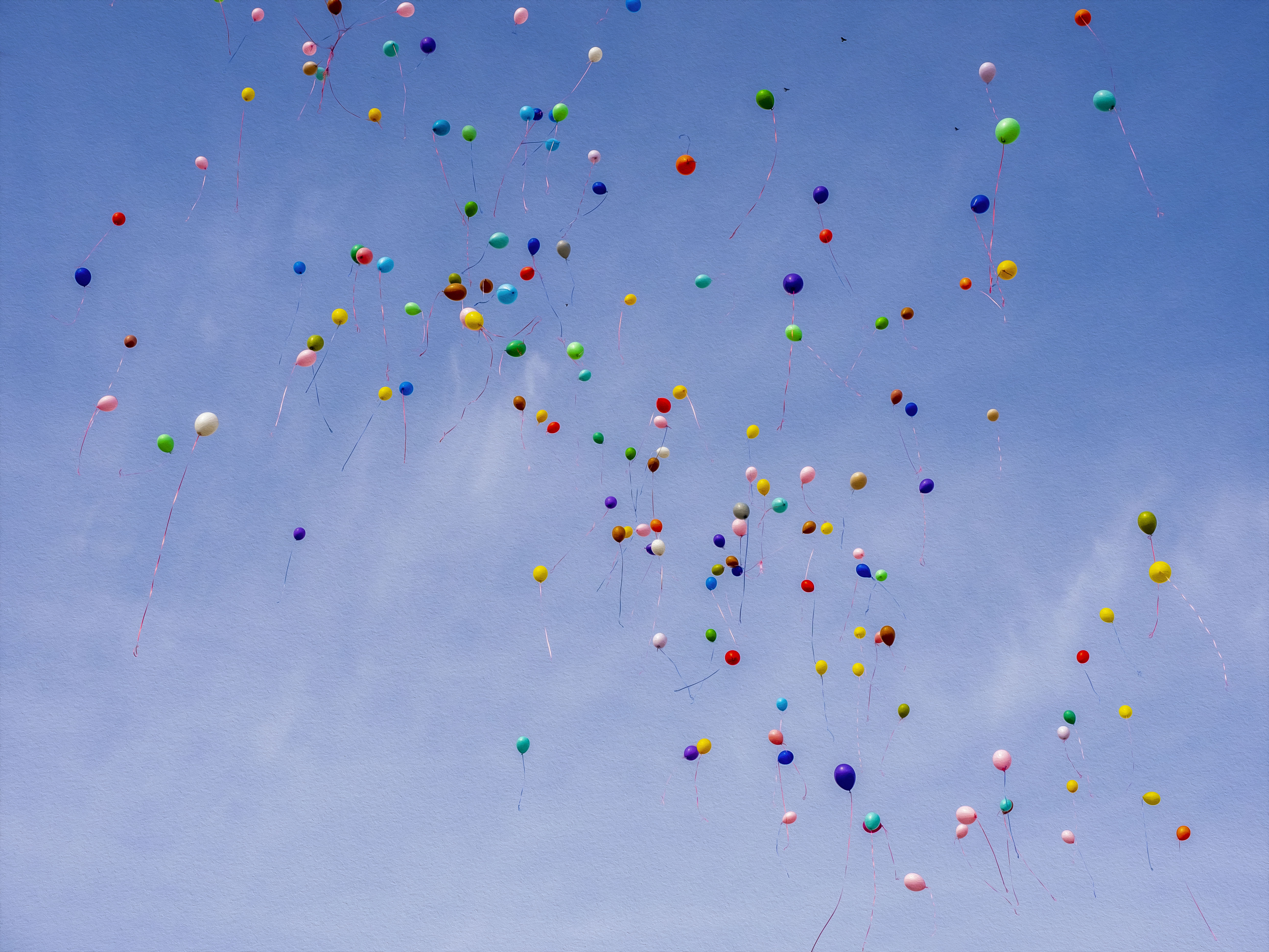 balony na niebie