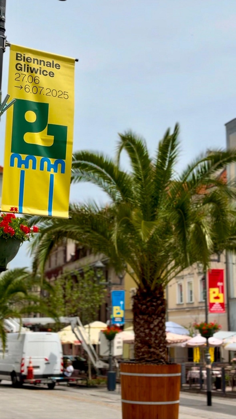 Plakat Biennale Gliwice na Rynku