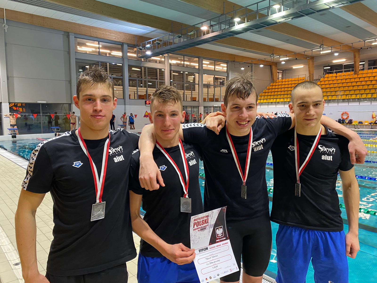 Na zdjęciu (od lewej): Maciej Gabryś (indywidualnie dwukrotny brązowy medalista zawodów), Jakub Śliwka, Przemysław Plewka i Jaku