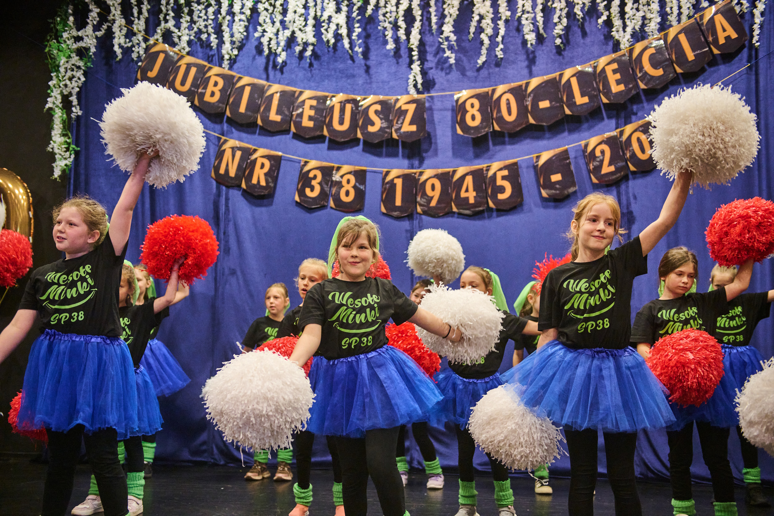 80 lat łabędzkiej SP nr 38