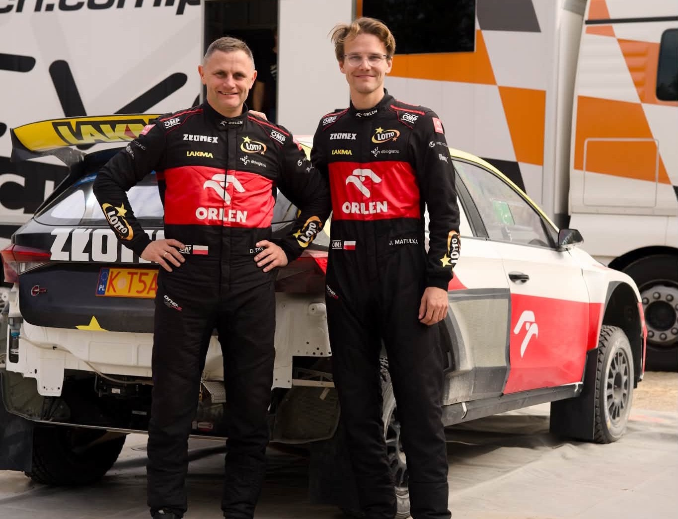 Gliwiczanin Jakub Matulka i jego pilot Damian Syty przygotowują się do startu w finale Rajdowych Mistrzostw Europy
