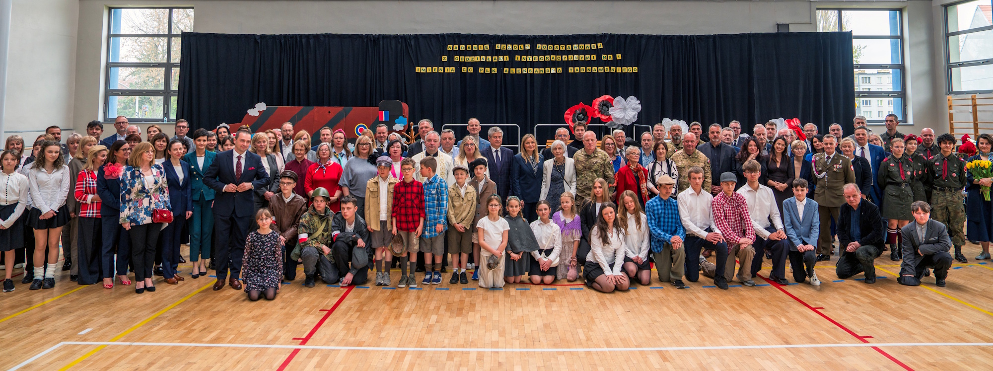 Pamięci pułkownika Tarnawskiego. Ostatni Cichociemny patronem gliwickiej szkoły