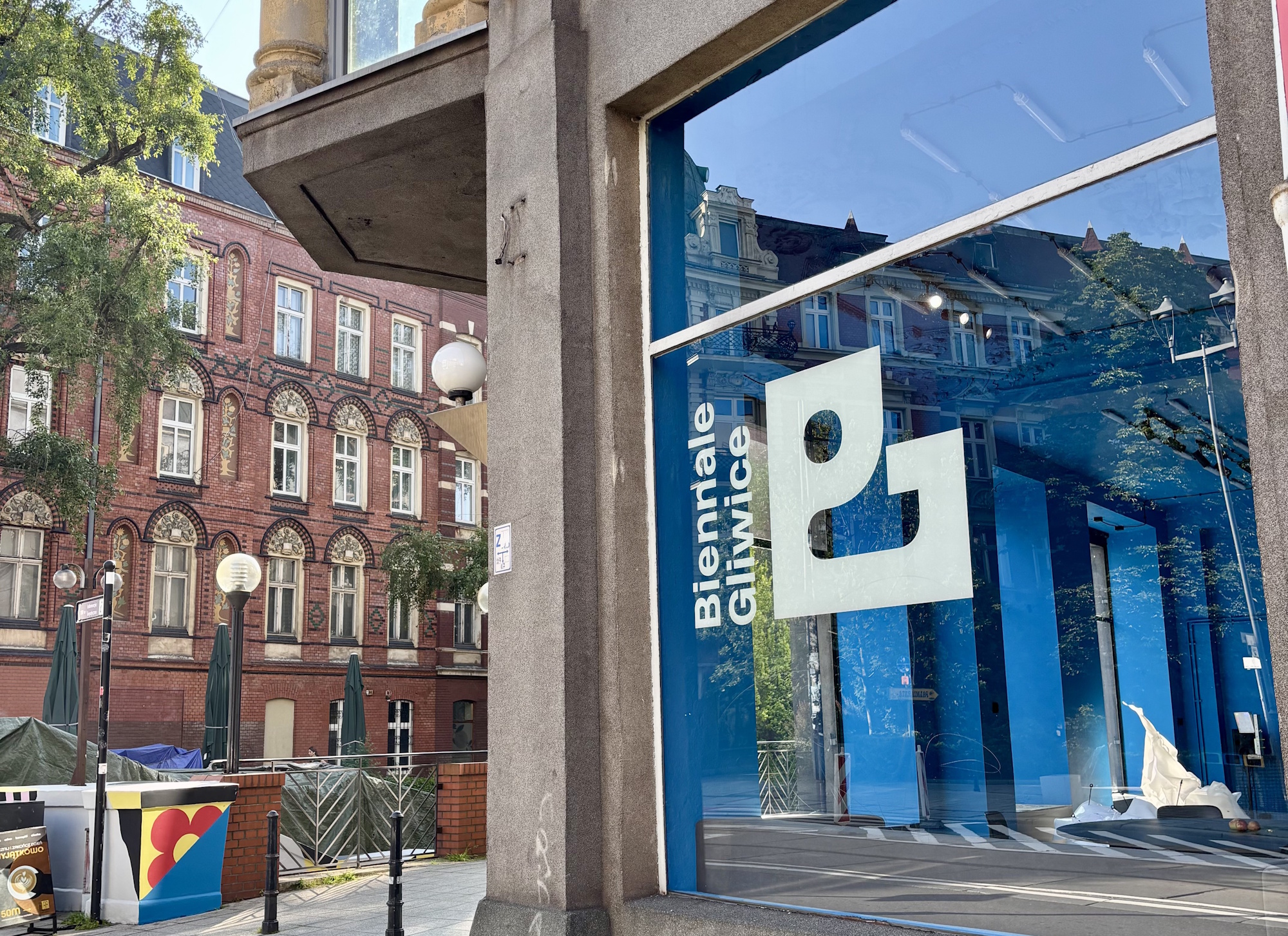 Poznaj historie neonów. Biennale Akademia zaprasza już w najbliższy piątek