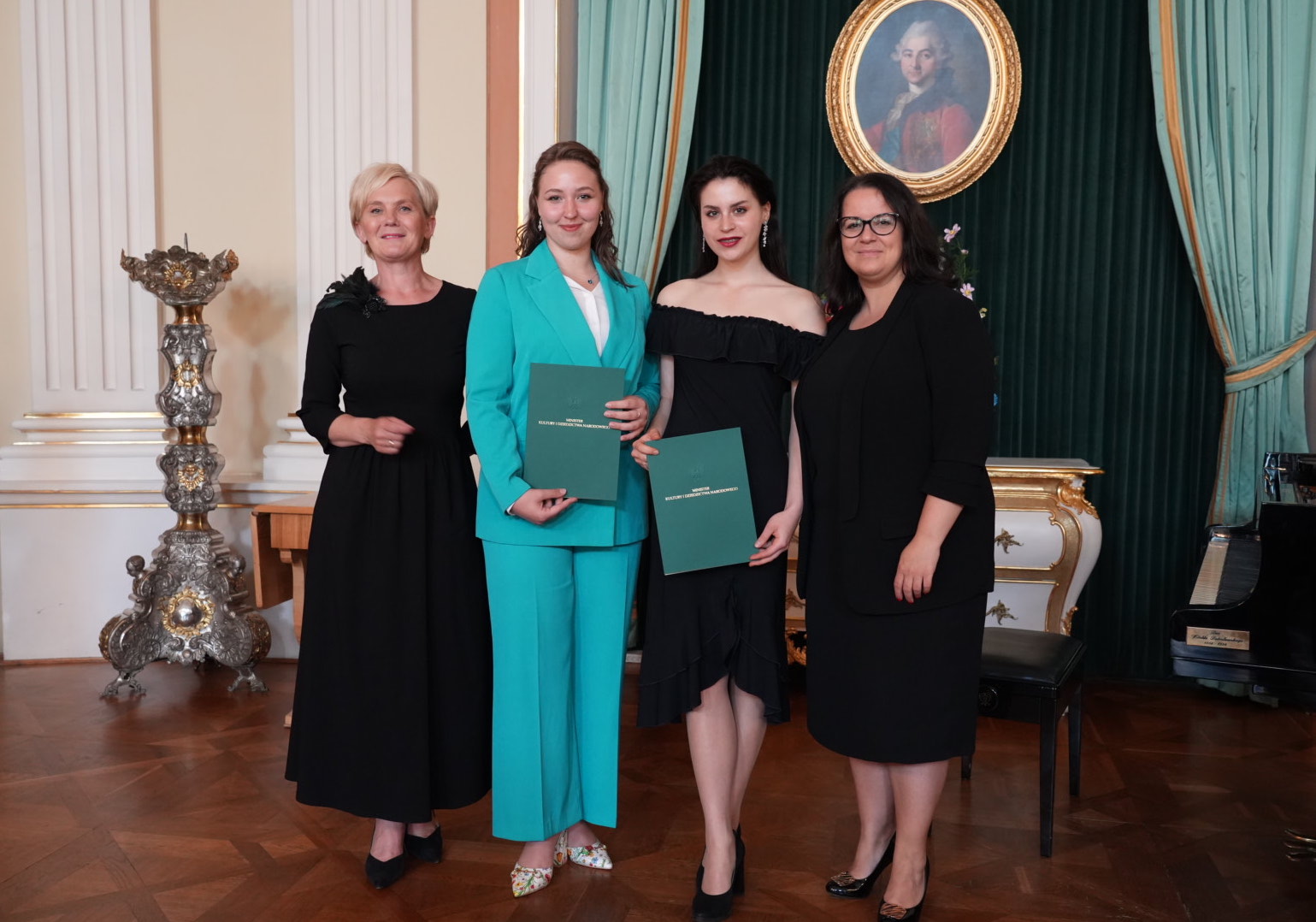 Uczennice Państwowej Szkoły Muzycznej I i II st. im. Ludomira Różyckiego w Gliwicach otrzymały stypendia Ministra Kultury i Dziedzictwa Narodowego.