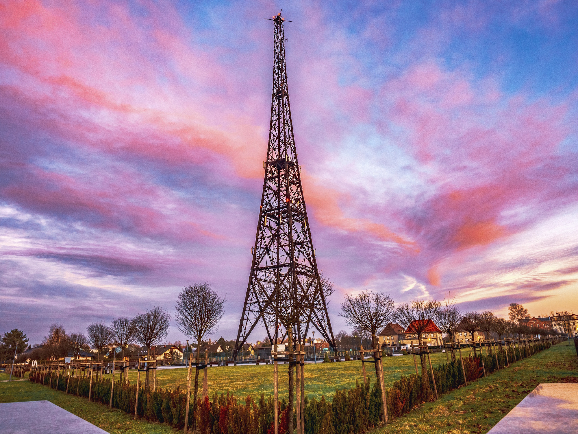 Październik na różowo. Pamiętajcie o badaniach i skorzystajcie z przygotowanych wydarzeń!