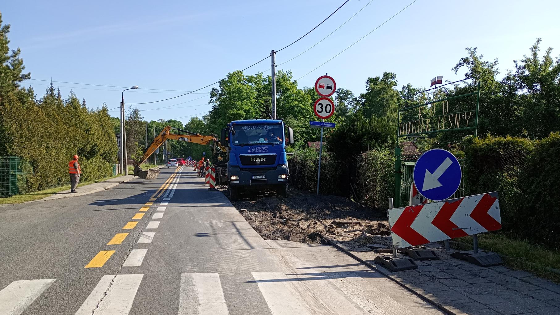 Rowerem przez Łabędy. Nowa ścieżka już w budowie