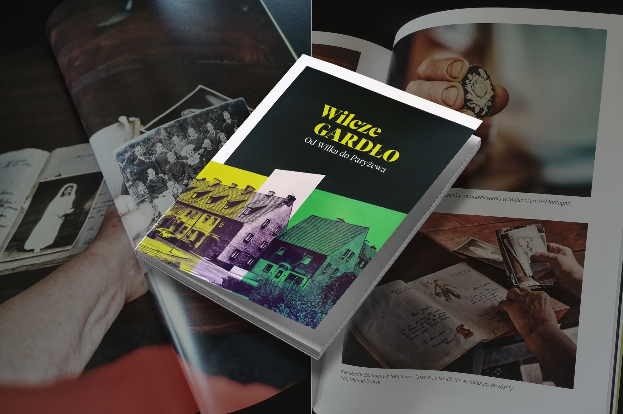 Zdjęcie okładki książki i rozłożonych stron wewnętrznych