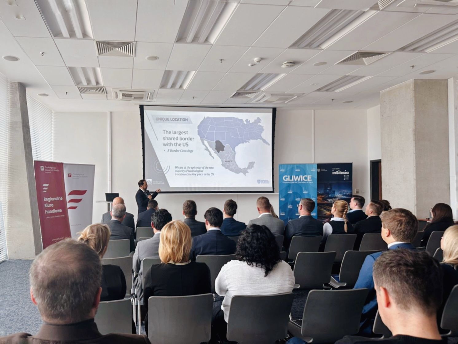 15 maja w PreZero Arenie odbyło się seminarium inwestycyjne „Inwestuj w północnym Meksyku w Chihuahua”, zorganizowane przez Polską Agencję Inwestycji i Handlu, Ambasadę Meksyku w Polsce oraz samorządy Gliwic i Katowic