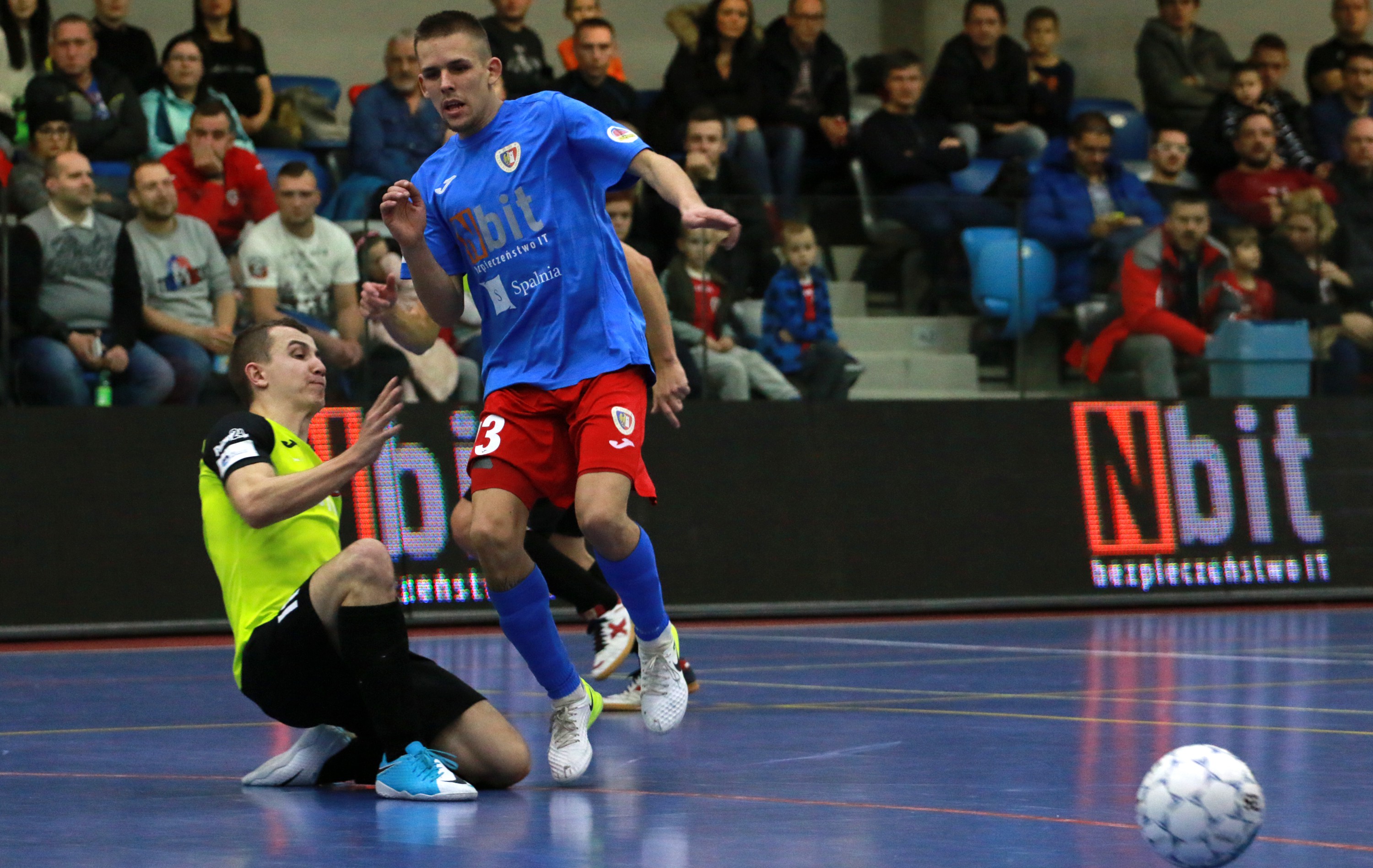 Smoki lepsze od futsalowego Piasta