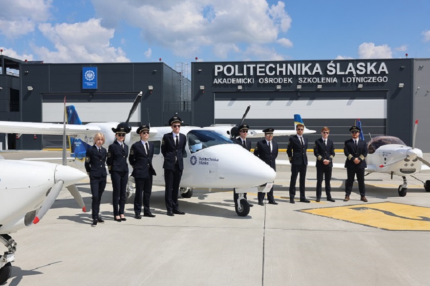 nowe hangary Politechnii Śląskiej