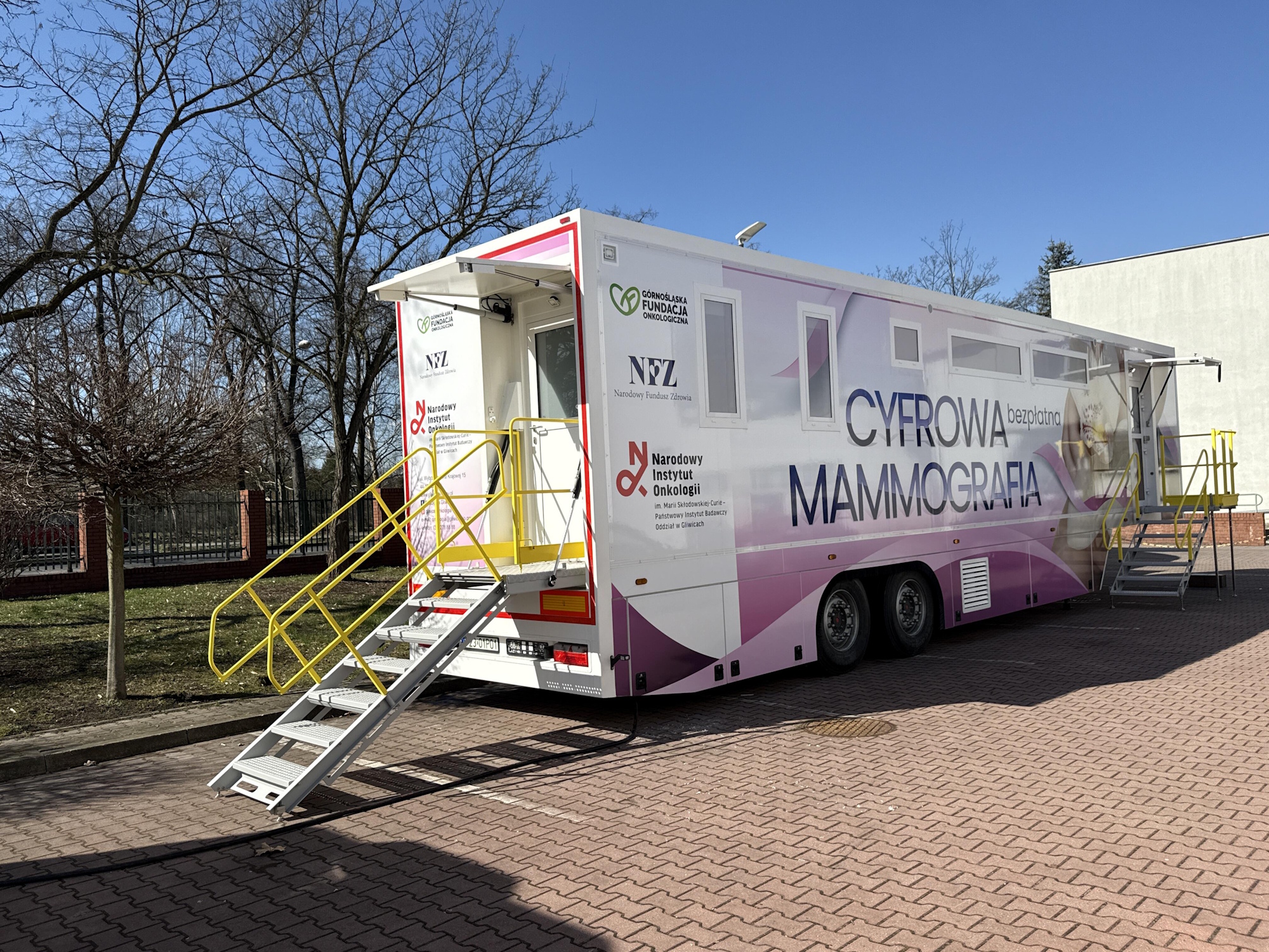 Pamiętaj o mammografii. Skorzystaj z bezpłatnych badań