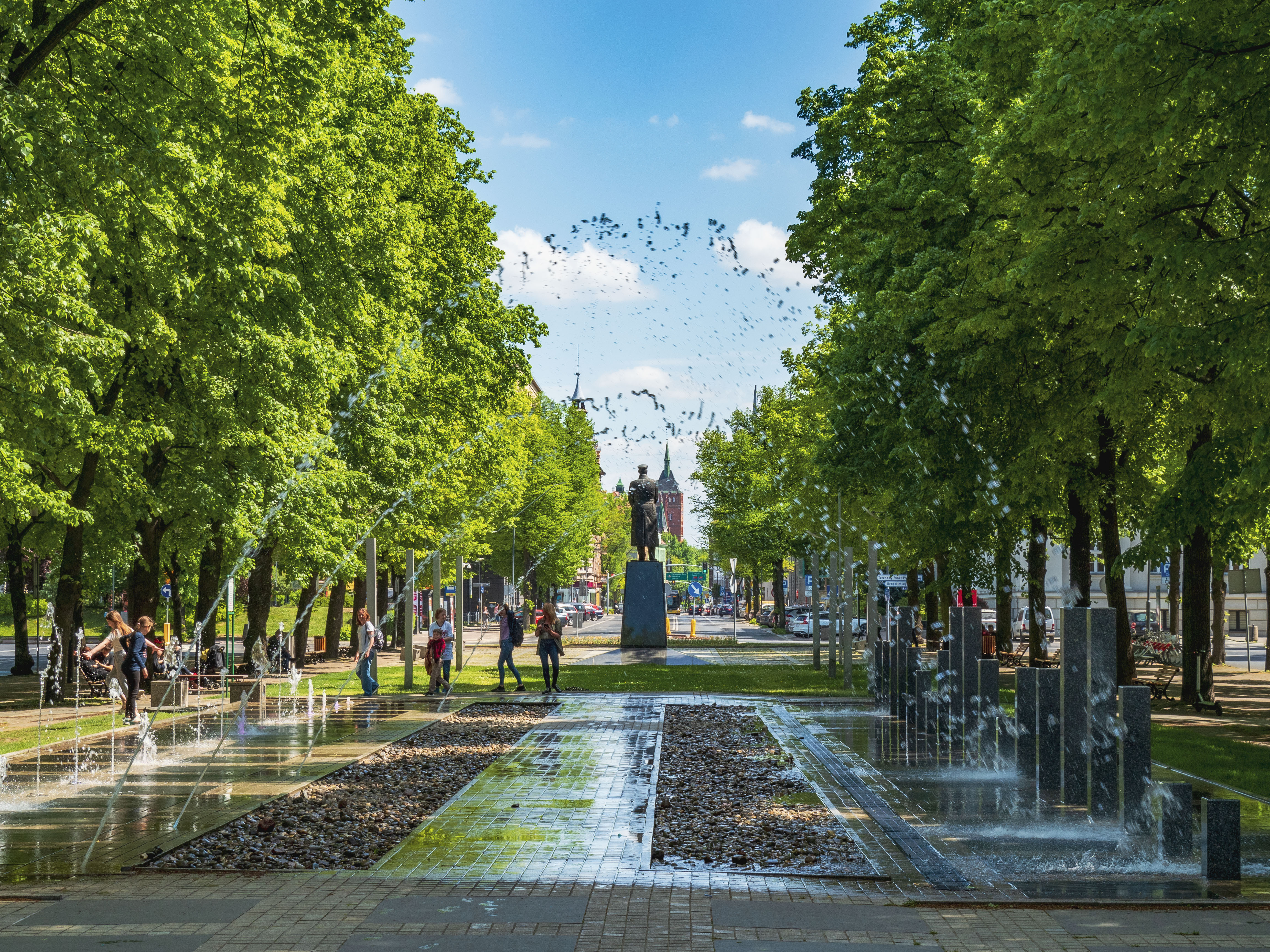 fontanna na placu Piłsudskiego