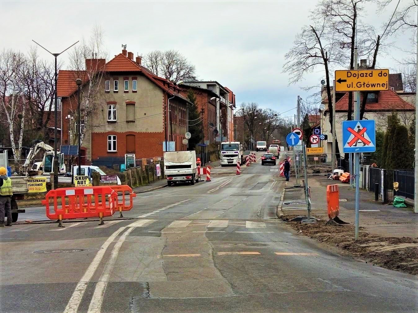 Dobra wiadomość dla kierowców! W Łabędach jeszcze dziś zniknie wahadło z ul. Strzelców Bytomskich